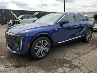 2024 Cadillac LYRIQ Luxury z VIN 1GYKPPRL1RZ104364, wystawiony jako Copart lot #59025655 z przebiegiem 11 606 mil mil oraz Czysty tytuł • Clean title. Historia ofert i sprzedaży dostępna na DreamBid. Obrazek 1.