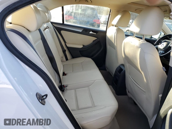 2014 Volkswagen Jetta TDI w/Premium with VIN 3VW3L7AJ4EM390185, listed as a Copart auction lot 76391084 with 49,897 mi miles and Salvage title. Bid and sale history available at DreamBid. Image 10.