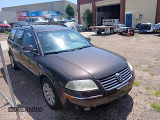 2004 Volkswagen Passat GLS with VIN WVWVE63B64E281320, listed as a Copart auction lot 65015375 with 166,465 mi miles and Clean title. Bid and sale history available at DreamBid. Image 1.