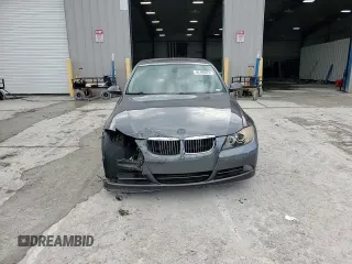 2006 BMW 3 Series 330i with VIN WBAVB33566PS06929, listed as a Copart auction lot 46789425 with 232,843 mi miles and Salvage title. Bid and sale history available at DreamBid. Image 10.
