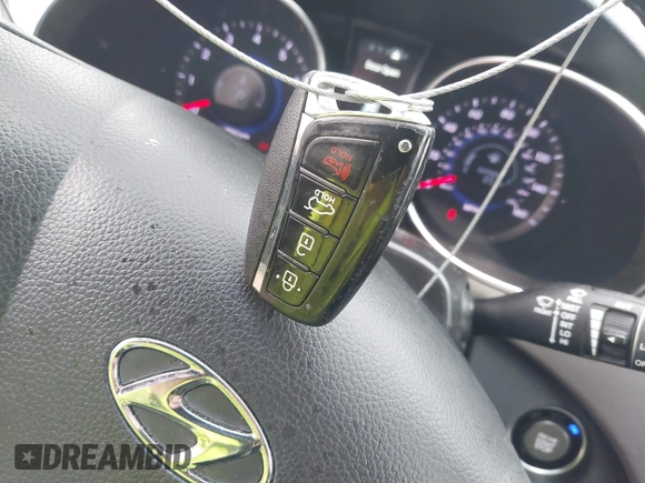 2014 Hyundai Santa Fe с VIN 5XYZU3LB0EG172119, выставлен на аукционе IAAI как лот 41069989 с пробегом 117 019 миль миль и . История ставок и продаж доступна на DreamBid. Изображение 11.