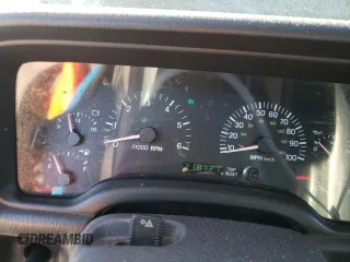 2000 Jeep Cherokee Classic with VIN 1J4FF58S3YL171454, listed as a Copart auction lot 42945485 with 218,721 mi miles and Salvage Title. Bid and sale history available at carsss.com. Image 9.