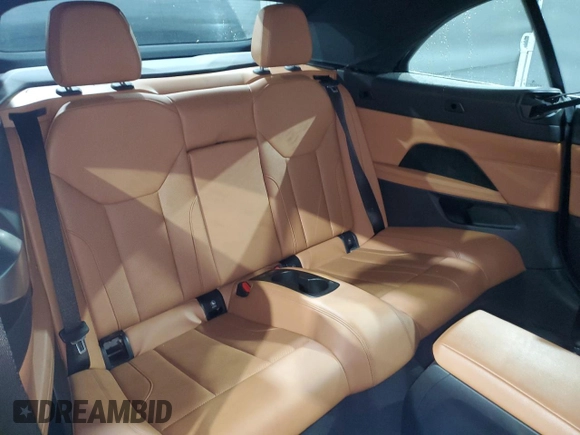 2024 BMW 4 Series 430i z VIN WBA23AT01RCP59248, wystawiony jako Copart lot #46714575 z przebiegiem 34 623 mil mil oraz Tytuł czysty. Historia ofert i sprzedaży dostępna na DreamBid. Obrazek 10.