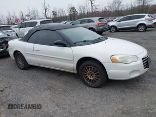 2006 Chrysler Sebring Touring z VIN 1C3EL55R76N257724, wystawiony jako IAAI lot #41615382 z przebiegiem 152 050 mil mil oraz . Historia ofert i sprzedaży dostępna na DreamBid. Obrazek 1.