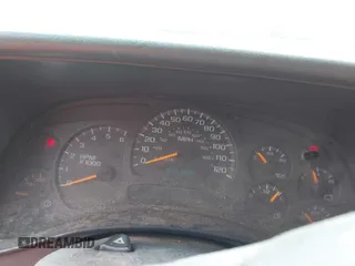 2005 Chevrolet Silverado 3500 z VIN 1GCHK39U75E196856, wystawiony jako IAAI lot #42270278 z przebiegiem Nie podano mil oraz . Historia ofert i sprzedaży dostępna na DreamBid. Obrazek 15.