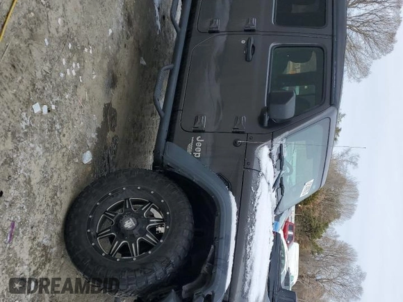 2019 Jeep Wrangler Unlimited Sport with VIN 1C4HJXDG0KW540190, listed as a Copart auction lot 42140675 with 66,470 mi miles and Salvage title. Bid and sale history available at DreamBid. Image 4.