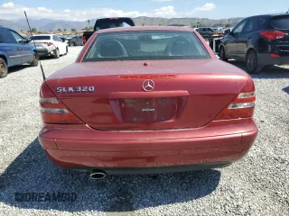 2002 Mercedes-Benz SLK 320 z VIN WDBKK65F62F265927, wystawiony jako Copart lot #49832295 z przebiegiem 64 490 mil mil oraz Czysty tytuł • Clean title. Historia ofert i sprzedaży dostępna na DreamBid. Obrazek 6.