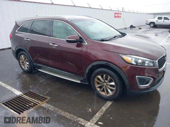 2018 Kia Sorento LX with VIN 5XYPG4A34JG347093, listed as a IAAI auction lot 41809115 with 106,494 mi miles. Bid and sale history available at carsss.com. Image 1.