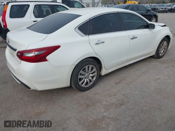 2018 Nissan Altima SV with VIN 1N4AL3APXJC247413, listed as a IAAI auction lot 41916016 with 112,148 mi miles and . Bid and sale history available at carsss.com. Image 4.