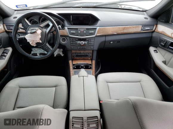 2012 Mercedes-Benz E 350 Luxury with VIN WDDHF5KB5CA641534, listed as a Copart auction lot 54821925 with 77,712 mi miles and Salvage Title. Bid and sale history available at DreamBid. Image 8.