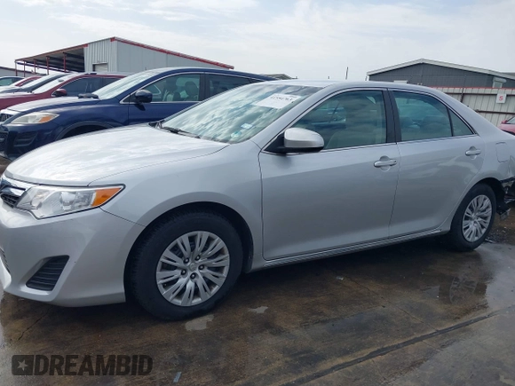 2014 Toyota Camry L with VIN 4T4BF1FK6ER443115, listed as a IAAI auction lot 41554763 with 54,663 mi miles. Bid and sale history available at carsss.com. Image 15.