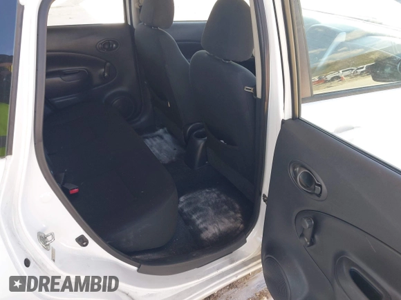 2015 Nissan Note SV z VIN 3N1CE2CP1FL361772, wystawiony jako IAAI lot #42042941 z przebiegiem 87 329 mil mil oraz . Historia ofert i sprzedaży dostępna na DreamBid. Obrazek 8.
