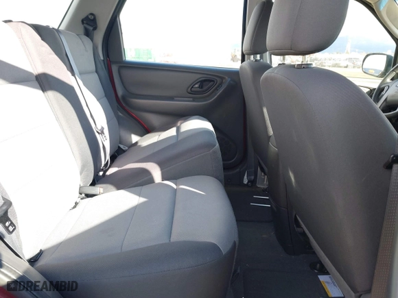 2007 Ford Escape XLS with VIN 1FMYU92Z17KA03457, listed as a IAAI auction lot 41797781 with 59,341 mi miles. Bid and sale history available at carsss.com. Image 8.