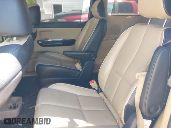 2015 Kia Sedona EX with VIN KNDMC5C14F6066311, listed as a IAAI auction lot 41968881 with 190,513 mi miles. Bid and sale history available at carsss.com. Image 8.