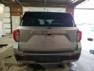 2020 Ford Explorer XLT with VIN 1FMSK8DH3LGB44781, listed as a Copart auction lot 52639065 with 44,670 mi miles and Salvage Title. Bid and sale history available at DreamBid. Image 6.