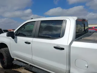 2019 Chevrolet Silverado 1500 LT Trail Boss with VIN 1GCPYFED0KZ335750, listed as a IAAI auction lot 41499679 with 155,297 mi miles. Bid and sale history available at carsss.com. Image 14.