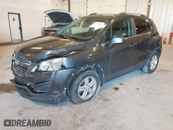 2016 Chevrolet Trax LT z VIN 3GNCJLSB8GL260323, wystawiony jako IAAI lot #42225908 z przebiegiem 134 265 mil mil oraz . Historia ofert i sprzedaży dostępna na DreamBid. Obrazek 2.