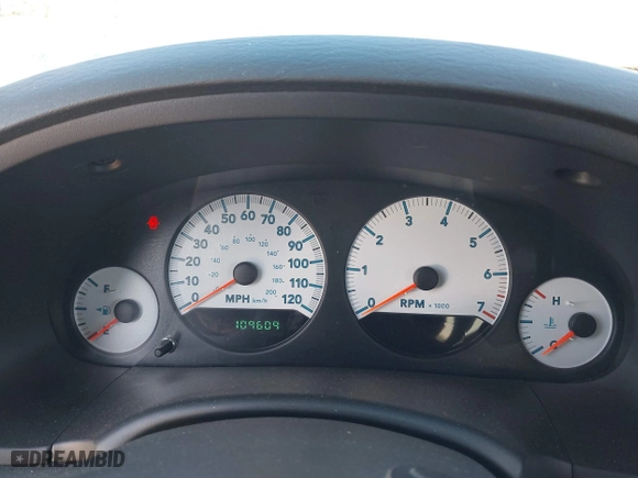 2006 Dodge Grand Caravan SXT with VIN 2D4GP44L46R783914, listed as a IAAI auction lot 41983174 with 109,609 mi miles. Bid and sale history available at carsss.com. Image 7.