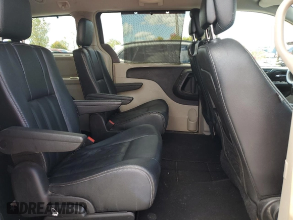 2016 Chrysler Town & Country Touring with VIN 2C4RC1BG5GR113795, listed as a Copart auction lot 72621854 with 162,273 mi miles and Clean Title. Bid and sale history available at DreamBid. Image 11.