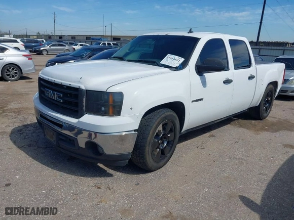 2011 GMC Sierra 1500 SLE with VIN 3GTP1VE06BG272410, listed as a IAAI auction lot 41616621 with 146,460 mi miles. Bid and sale history available at carsss.com. Image 2.