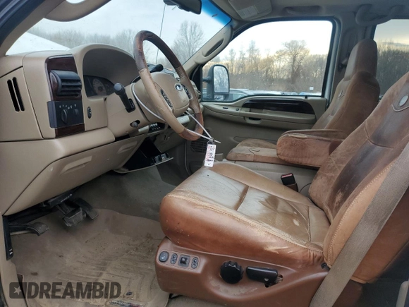 2006 Ford F-350 XL z VIN 1FTWW31P96EA80271, wystawiony jako Copart lot #46313375 z przebiegiem Nie podano mil oraz Czysty tytuł • Clean title. Historia ofert i sprzedaży dostępna na DreamBid. Obrazek 7.