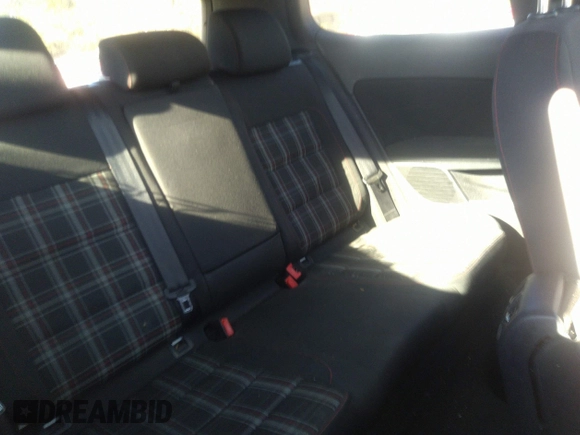 2012 Volkswagen GTI w/Conv & Sunroof с VIN WVWEV7AJ5CW094384, выставлен на аукционе IAAI как лот 41744860 с пробегом 157 285 миль миль и . История ставок и продаж доступна на DreamBid. Изображение 8.