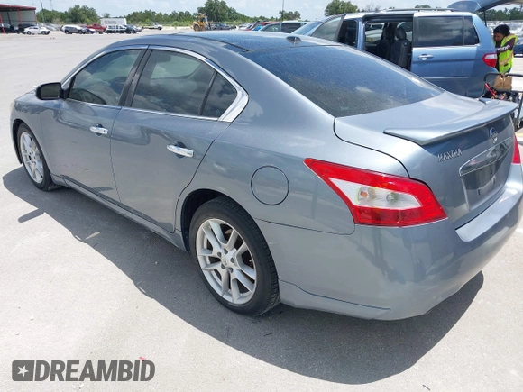 2010 Nissan Maxima S with VIN 1N4AA5APXAC844742, listed as a IAAI auction lot 42504417 with 179,544 mi miles and . Bid and sale history available at DreamBid. Image 3.