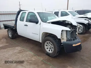 2010 Chevrolet Silverado 1500 with VIN 1GCSKPE32AZ189987, listed as a IAAI auction lot 41443898 with 175,896 mi miles and . Bid and sale history available at DreamBid. Image 1.