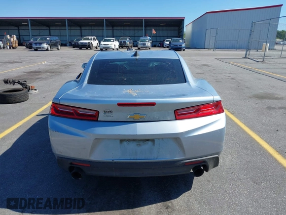 2018 Chevrolet Camaro 1LT z VIN 1G1FB1RX3J0125112, wystawiony jako IAAI lot #42034286 z przebiegiem 179 149 mil mil oraz . Historia ofert i sprzedaży dostępna na DreamBid. Obrazek 15.