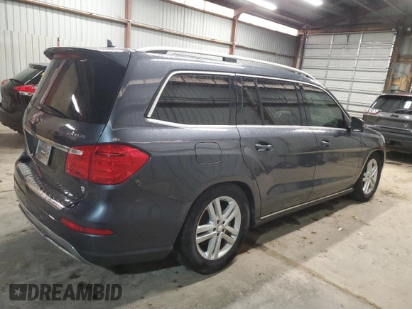 2014 Mercedes-Benz GL 450 z VIN 4JGDF7CE1EA311613, wystawiony jako Copart lot #52624995 z przebiegiem 134 404 mil mil oraz Tytuł czysty. Historia ofert i sprzedaży dostępna na DreamBid. Obrazek 3.
