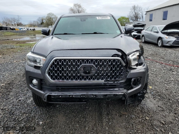 2019 Toyota Tacoma 4WD SR5 with VIN 5TFSZ5AN1KX201678, listed as a Copart auction lot 51586605 with 50,470 mi miles and Salvage Title. Bid and sale history available at carsss.com. Image 5.