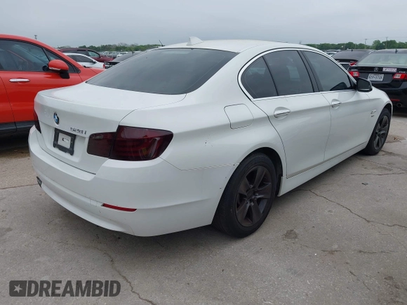 2012 BMW 5 Series 528i xDrive with VIN WBAXH5C54CDW07654, listed as a IAAI auction lot 41937533 with 109,529 mi miles. Bid and sale history available at carsss.com. Image 4.