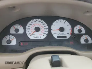 1999 Ford Mustang GT z VIN 1FAFP42X2XF142581, wystawiony jako Copart lot #47624405 z przebiegiem Nie podano mil oraz Szkoda całkowita • Salvage title. Historia ofert i sprzedaży dostępna na DreamBid. Obrazek 9.