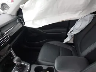 2022 Kia Seltos EX z VIN KNDERCAA0N7238739, wystawiony jako IAAI lot #42222017 z przebiegiem 72 565 mil mil oraz . Historia ofert i sprzedaży dostępna na DreamBid. Obrazek 5.