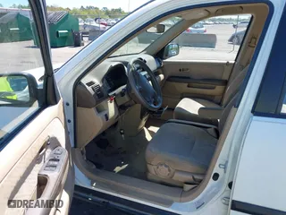 2006 Honda CR-V LX with VIN JHLRD68546C026819, listed as a IAAI auction lot 41883259 with 136,150 mi miles. Bid and sale history available at carsss.com. Image 5.