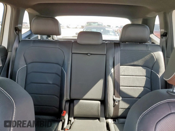 2023 Volkswagen Tiguan SEL R-Line z VIN 3VV4B7AX2PM047944, wystawiony jako Copart lot #62499075 z przebiegiem 45 589 mil mil oraz Czysty tytuł • Clean title. Historia ofert i sprzedaży dostępna na DreamBid. Obrazek 10.