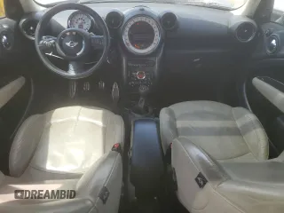 2013 MINI Countryman S ALL4 z VIN WMWZC5C56DWM16203, wystawiony jako Copart lot #54346425 z przebiegiem 148 065 mil mil oraz Szkoda całkowita • Salvage title. Historia ofert i sprzedaży dostępna na DreamBid. Obrazek 8.