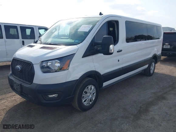 2022 Ford Transit Passenger Wagon XL with VIN 1FBAX2Y85NKA67506, listed as a IAAI auction lot 41509594 with 209,455 mi miles. Bid and sale history available at carsss.com. Image 17.