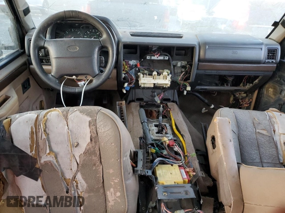 1995 Land Rover Range Rover County with VIN SALHC1344SA649756, listed as a Copart auction lot 79517624 with 217,146 mi miles and Clean title. Bid and sale history available at DreamBid. Image 8.