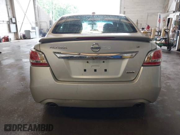 2015 Nissan Altima SL with VIN 1N4AL3AP6FC481510, listed as a IAAI auction lot 42258944 with 184,209 mi miles and . Bid and sale history available at DreamBid. Image 14.