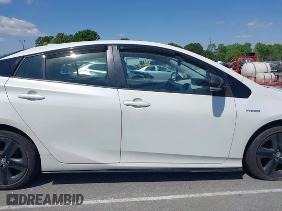 2017 Toyota Prius Two with VIN JTDKARFU4H3051645, listed as a IAAI auction lot 41991804 with 301,338 mi miles. Bid and sale history available at carsss.com. Image 13.