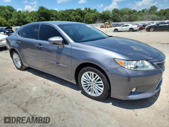2014 Lexus ES 330 with VIN JTHBK1GG5E2101749, listed as a Copart auction lot 63680425 with 272,621 mi miles and Salvage title. Bid and sale history available at DreamBid. Image 4.