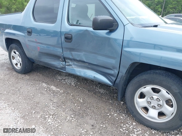 2008 Honda Ridgeline RT with VIN 2HJYK16258H523173, listed as a IAAI auction lot 41957325 with 95,782 mi miles. Bid and sale history available at carsss.com. Image 6.