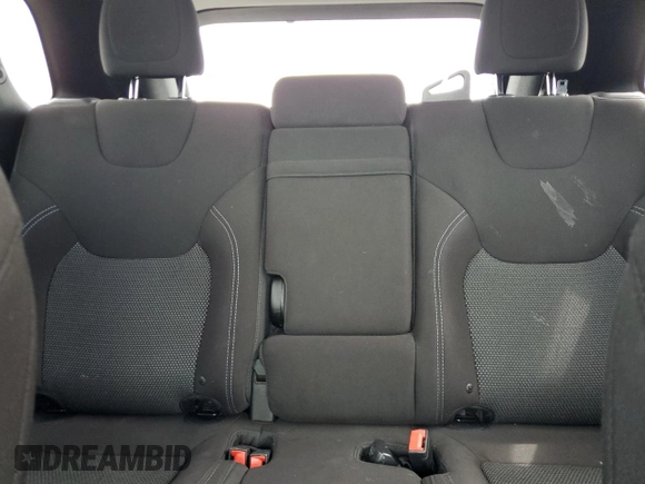 2019 Jeep Cherokee Latitude with VIN 1C4PJLCB3KD262553, listed as a Copart auction lot 58127155 with 70,236 mi miles and Salvage title. Bid and sale history available at DreamBid. Image 10.