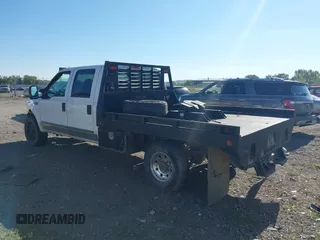 2000 Ford F-250 XL with VIN 1FTNW21S5YEA33171, listed as a IAAI auction lot 41480011 with Not provided miles and . Bid and sale history available at DreamBid. Image 3.