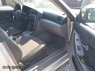 2004 Subaru Baja Sport with VIN 4S4BT62C247100541, listed as a IAAI auction lot 41590743 with 166,688 mi miles. Bid and sale history available at carsss.com. Image 5.