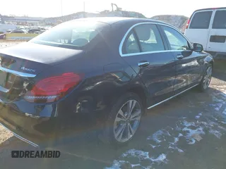 2020 Mercedes-Benz C 300 z VIN WDDWF8EB3LR545536, wystawiony jako IAAI lot #41125152 z przebiegiem 85 853 mil mil oraz . Historia ofert i sprzedaży dostępna na DreamBid. Obrazek 4.