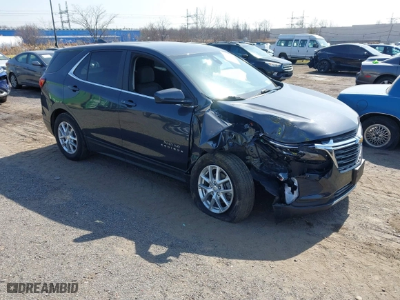 2022 Chevrolet Equinox LT with VIN 2GNAXUEV0N6110449, listed as a IAAI auction lot 41785236 with 124,258 mi miles. Bid and sale history available at carsss.com. Image 1.