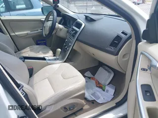 2010 Volvo XC60 3.0T с VIN YV4992DZ0A2029275, выставлен на аукционе IAAI как лот 42154894 с пробегом 149 415 миль миль и . История ставок и продаж доступна на DreamBid. Изображение 5.