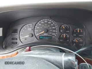 2001 GMC Yukon XL SLE with VIN 3GKFK16T01G280502, listed as a IAAI auction lot 42150712 with 229,093 mi miles. Bid and sale history available at carsss.com. Image 7.